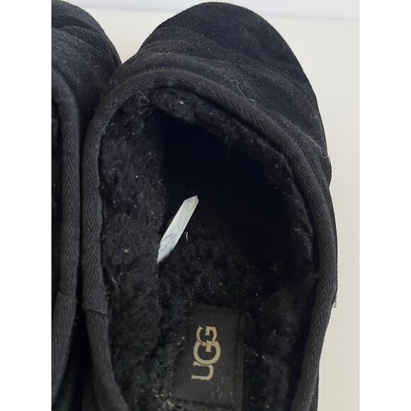 UGG Classic Slip-On Men\'s Size 8 Slip On Suede Slippers main image 11